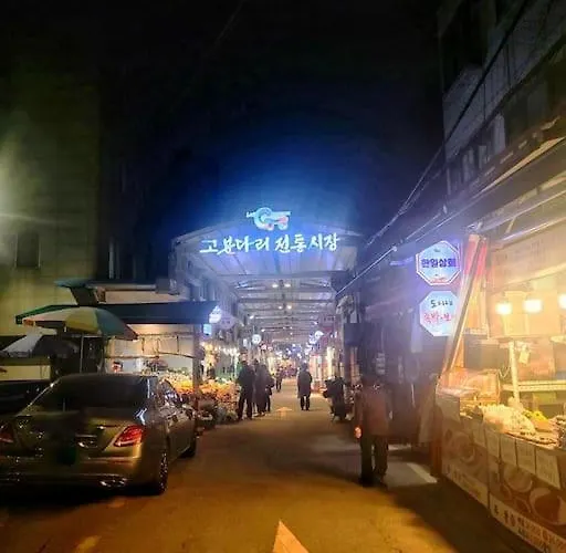 New Vera House#jamsil,sung-su,kang-nam,coex,kspo Dome#parking Availabe#3 Queen Bed#2room *